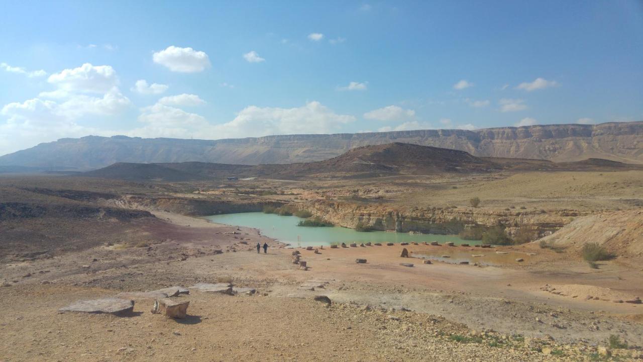 הבית ליד המצוק By The Cliff Mitzpe Ramon Exterior foto